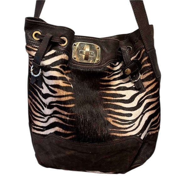 Bruno Magli  Brown and cream leather animal print bucket  bag adjustable strap - Picture 1 of 16